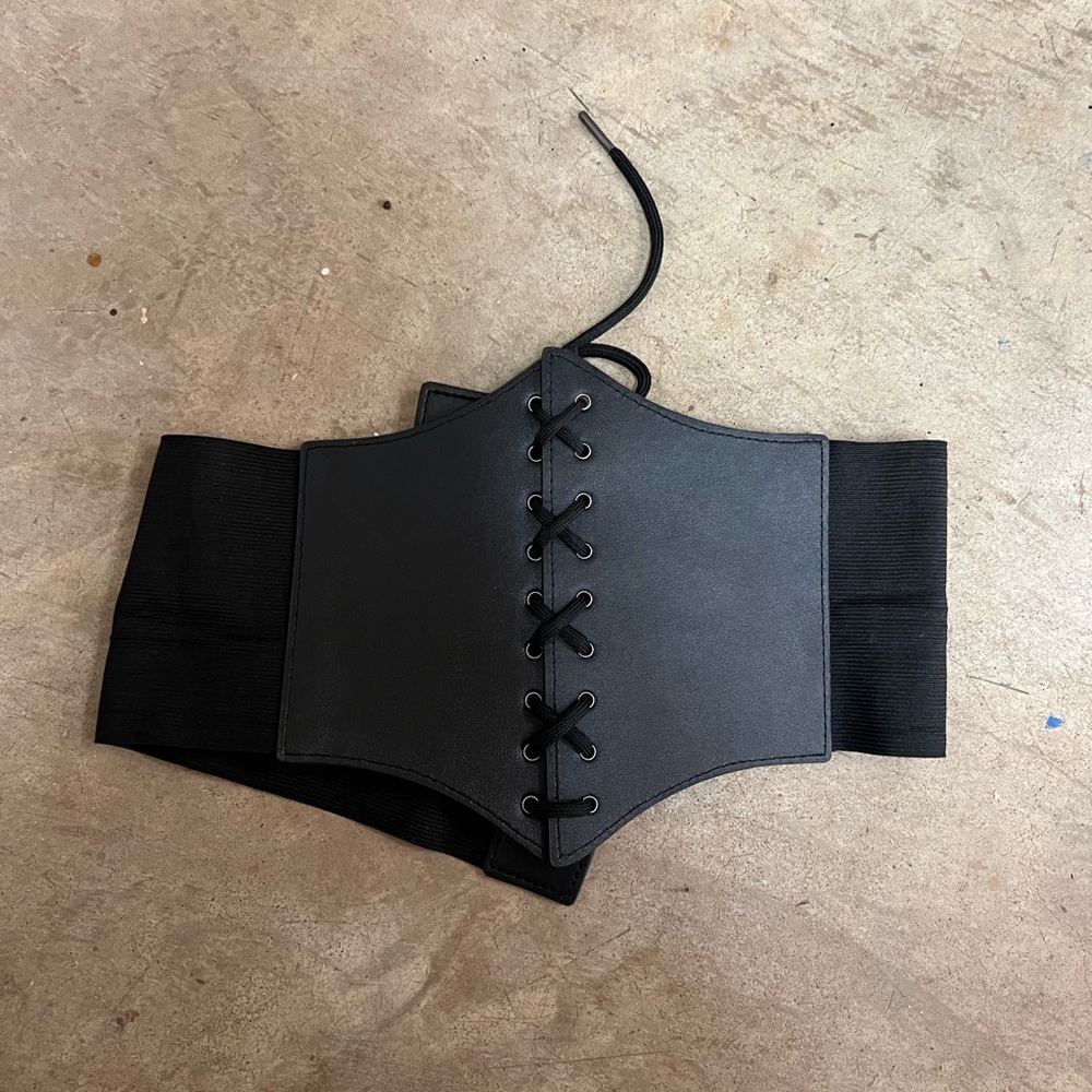 Black Corset in Medium